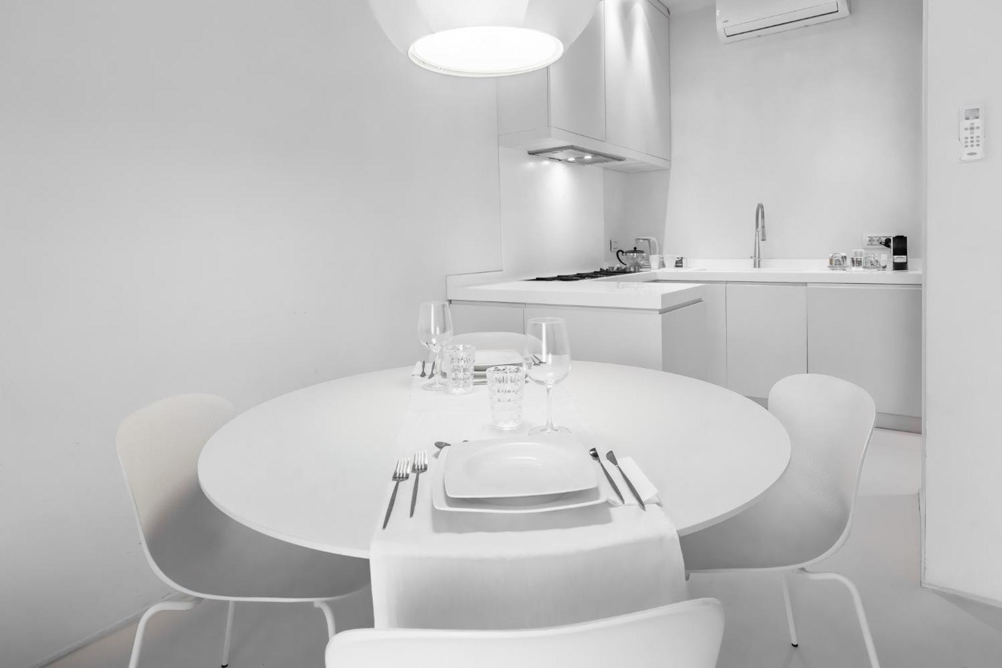 Apartment Luxury White Rom