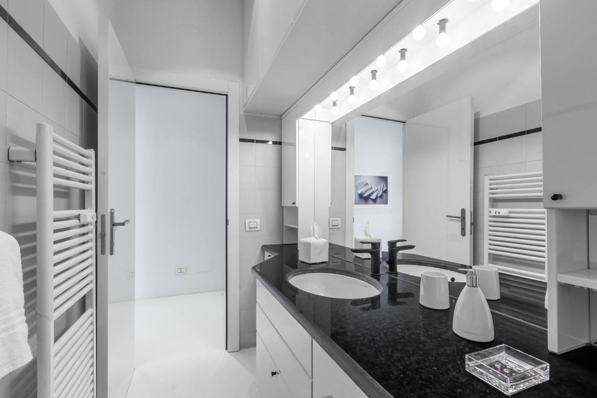 Apartment Luxury White *
