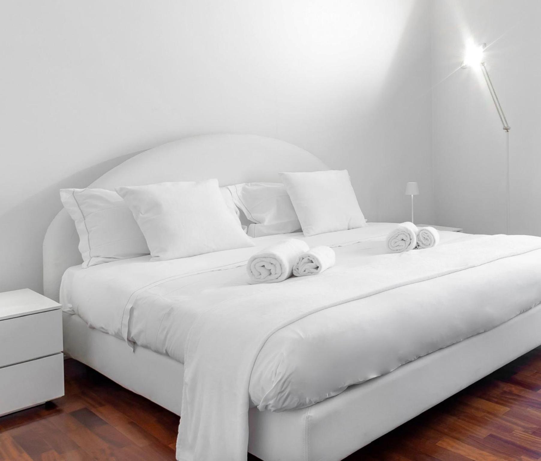Luxury White *